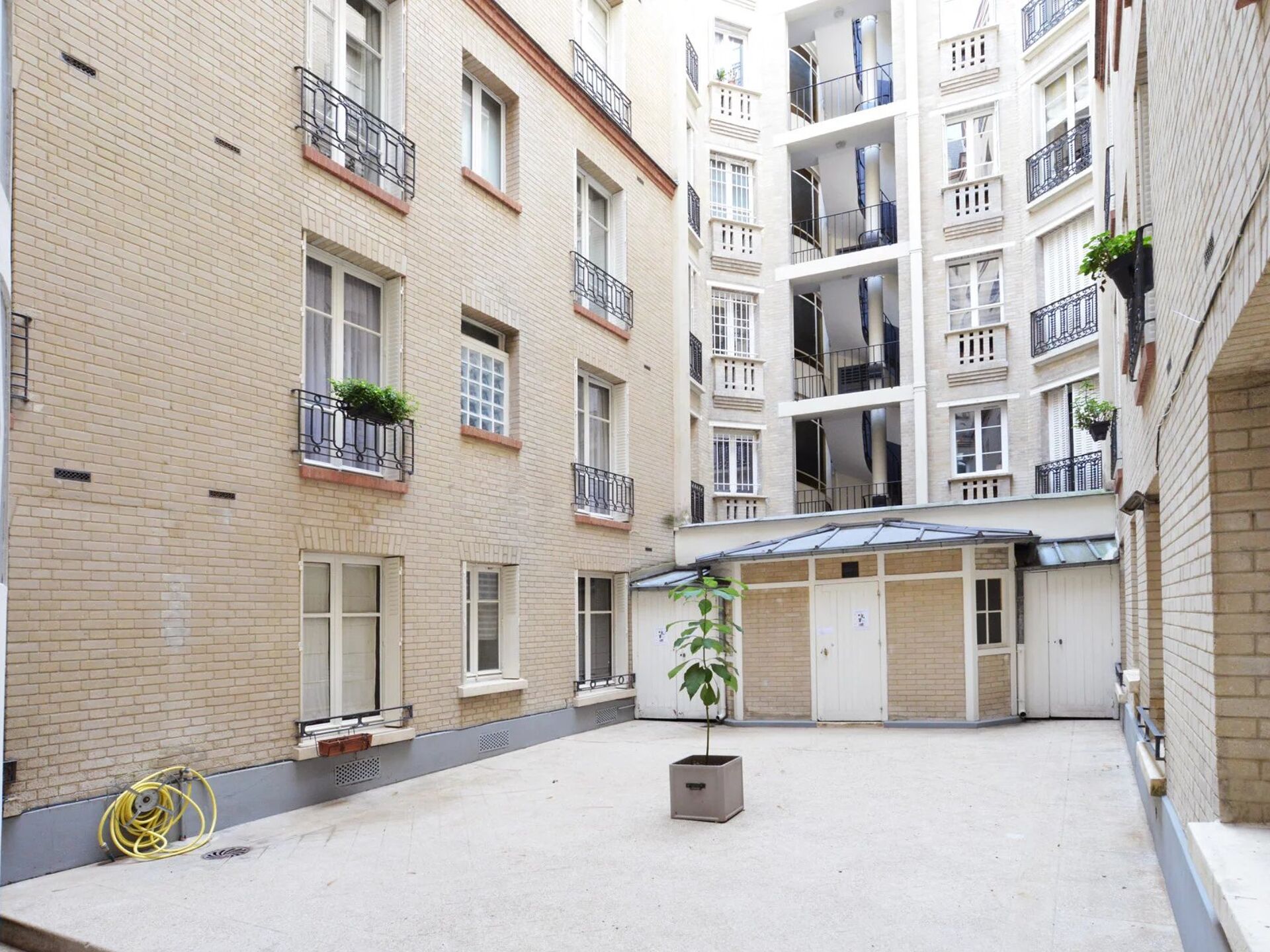 Appartement a louer paris-16e-arrondissement - 1 pièce(s) - 5 m2 - Surfyn