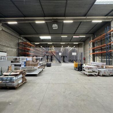 Local industriel  13786 €