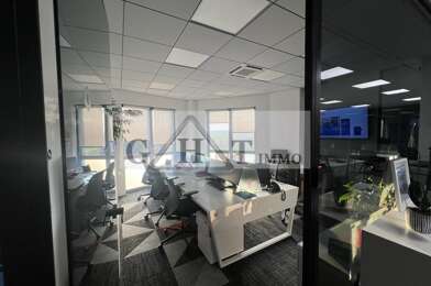 Local industriel  2990000 €