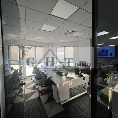 Local industriel  2990000 €