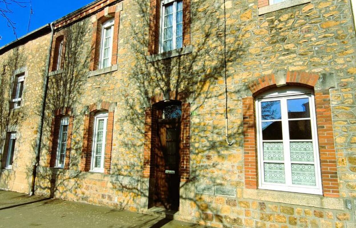 maison 4 pièces 110 m2 à vendre à Martigné-sur-Mayenne (53470)