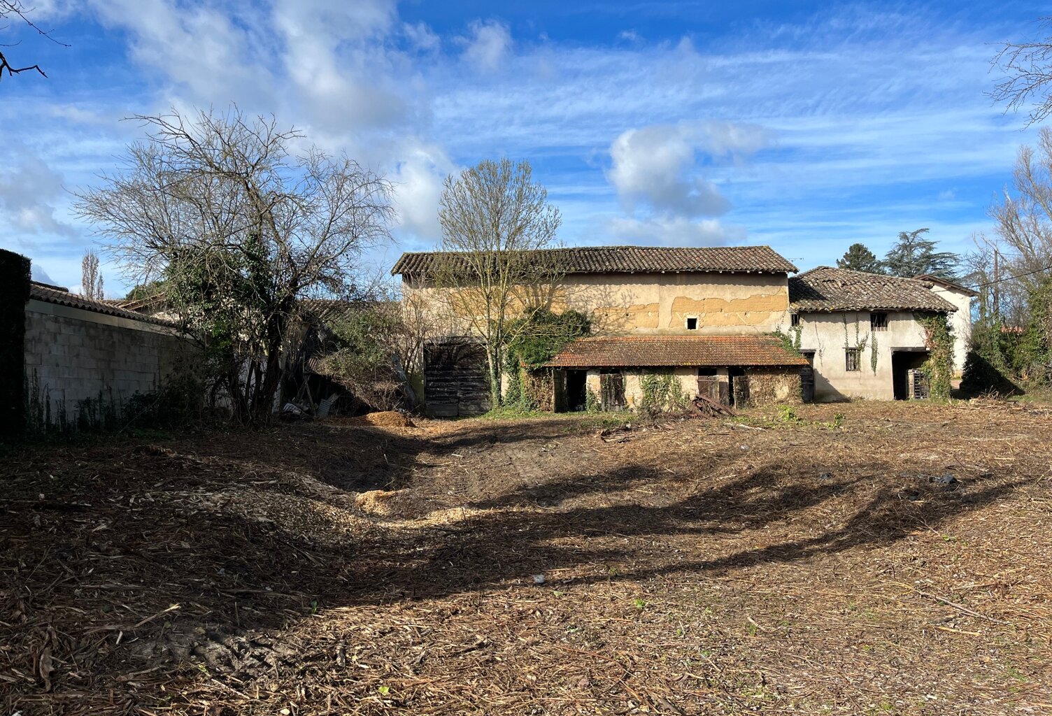 Vente maison 3 pièces 200 m² Chaleins (01480) — photo 1
