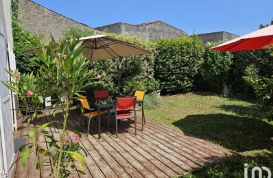 vente maison 278 000 € à proximité de Bussac-sur-Charente (17100)