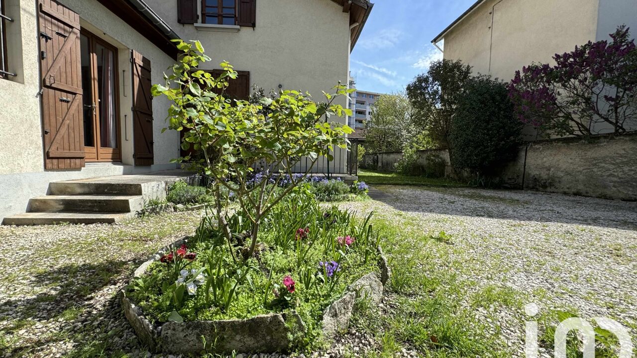 maison 6 pièces 122 m2 à vendre à Grenoble (38100)