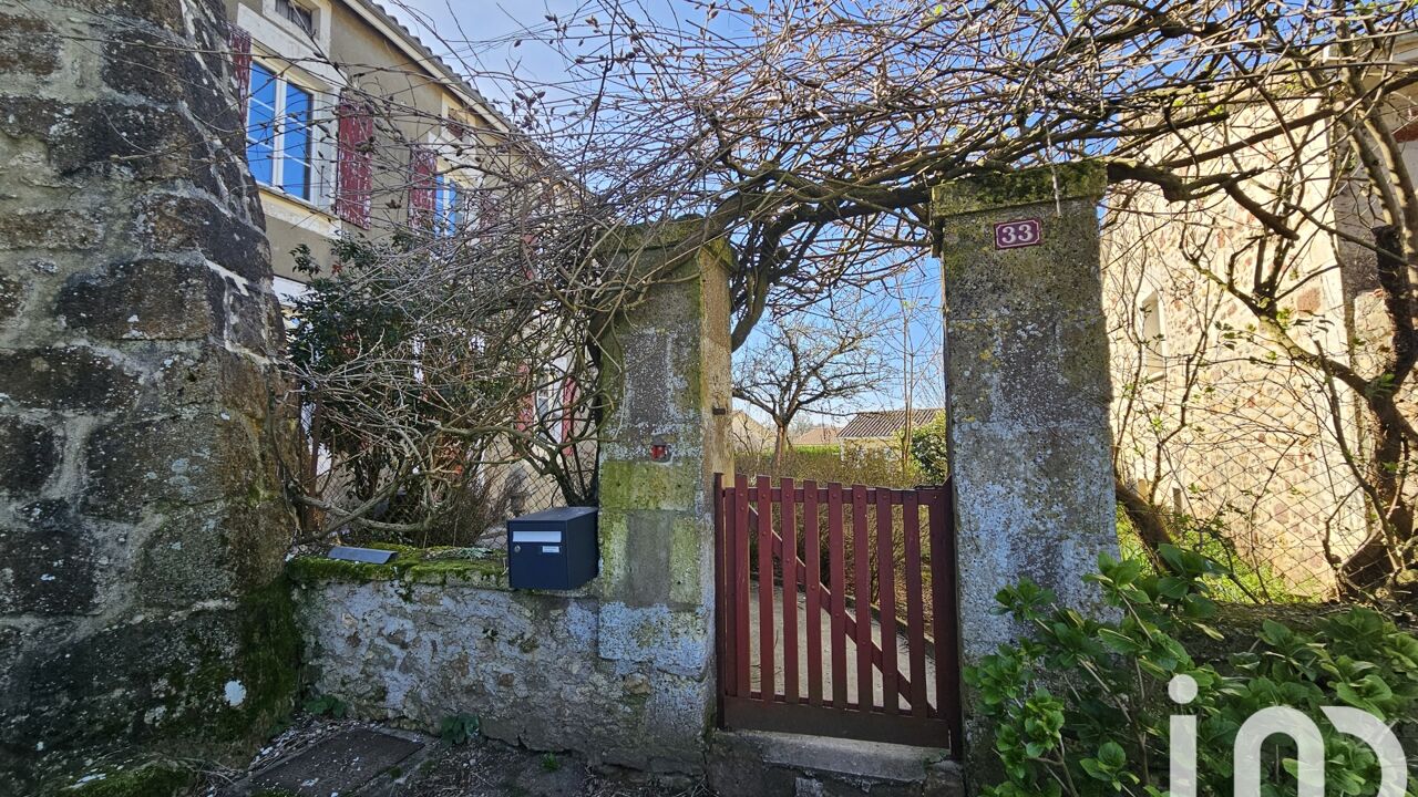 maison 6 pièces 143 m2 à vendre à Terres-de-Haute-Charente (16270)
