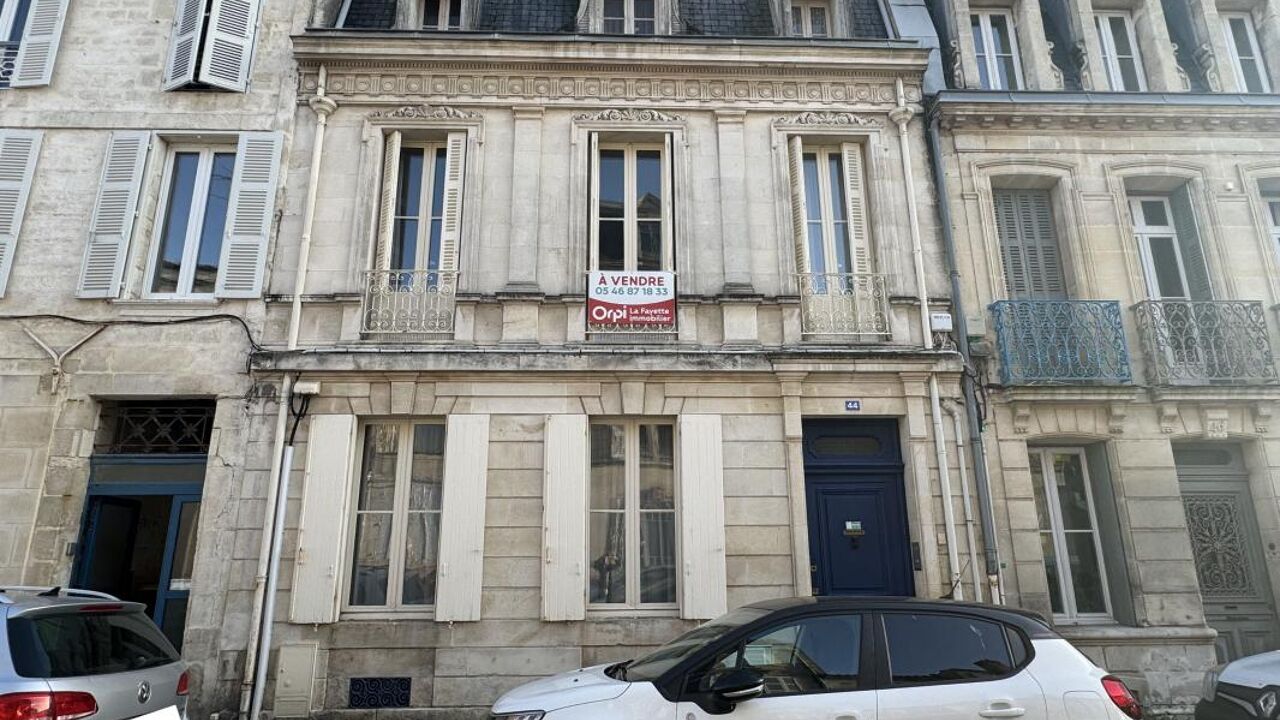 maison 7 pièces 237 m2 à vendre à Rochefort (17300)