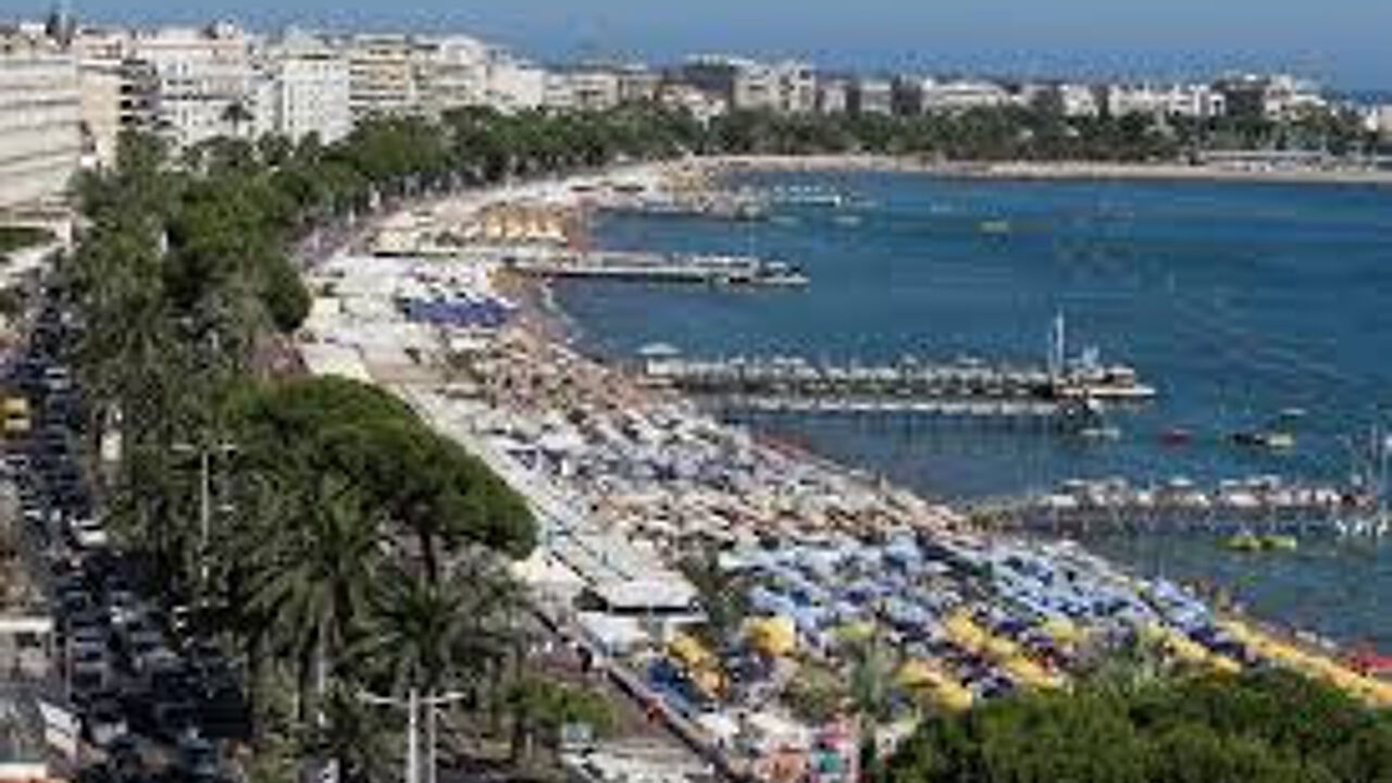 commerce  pièces 114 m2 à vendre à Cannes (06400)