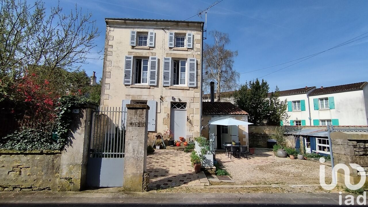 maison 3 pièces 85 m2 à vendre à Aulnay (17470)