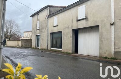 vente immeuble 45 000 € à proximité de Terres-de-Haute-Charente (16270)