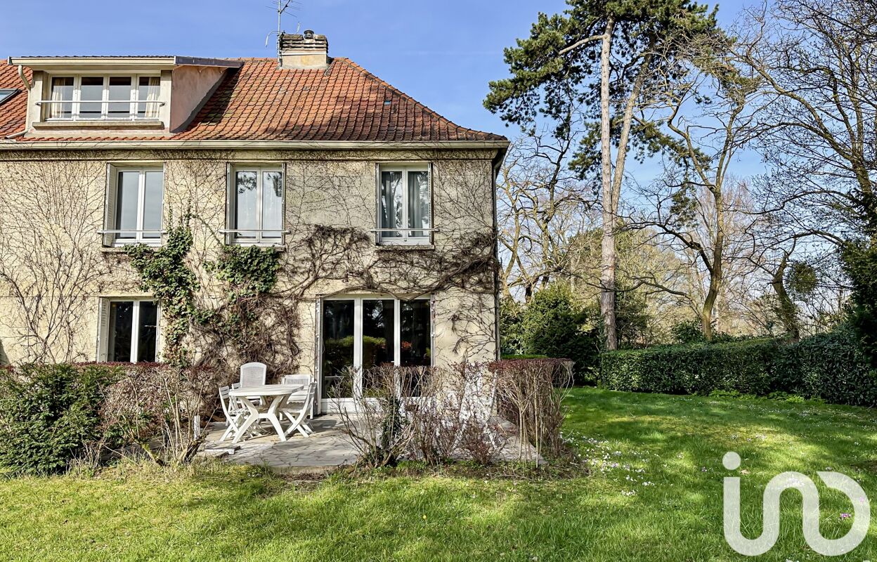 maison 7 pièces 160 m2 à vendre à La Celle-Saint-Cloud (78170)