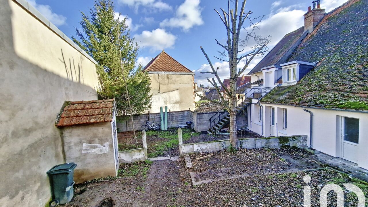 immeuble  pièces 132 m2 à vendre à Varennes-sur-Allier (03150)