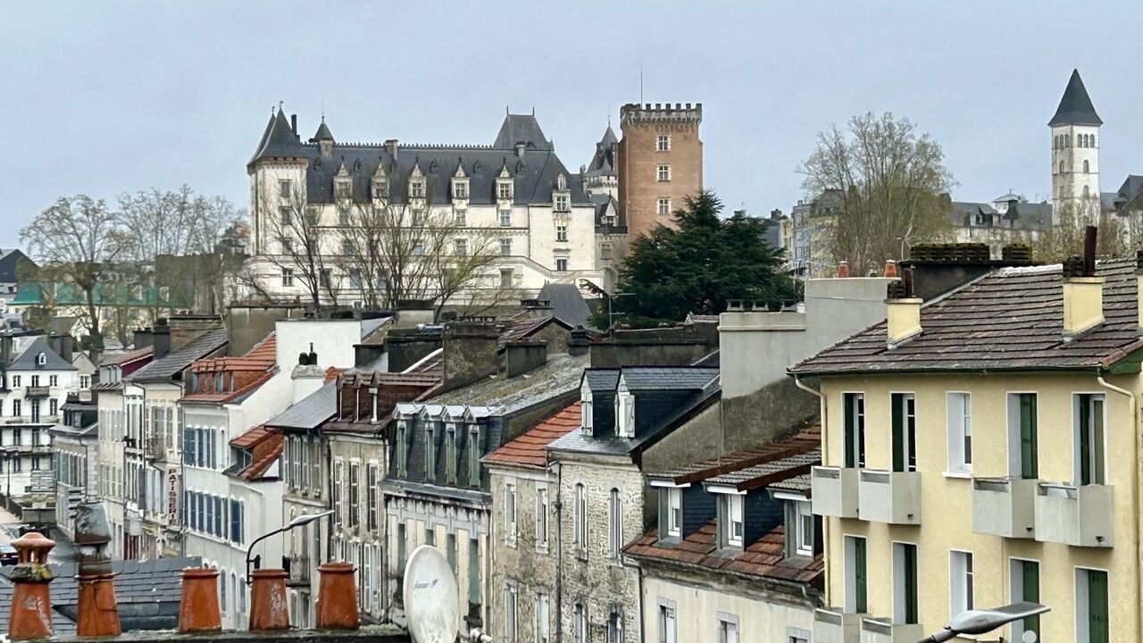 immeuble  pièces 270 m2 à vendre à Pau (64000)