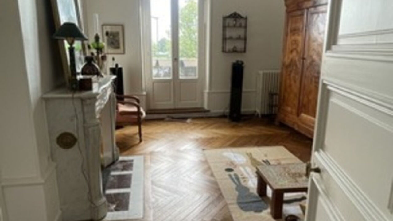 appartement 5 pièces 107 m2 à vendre à Saumur (49400)