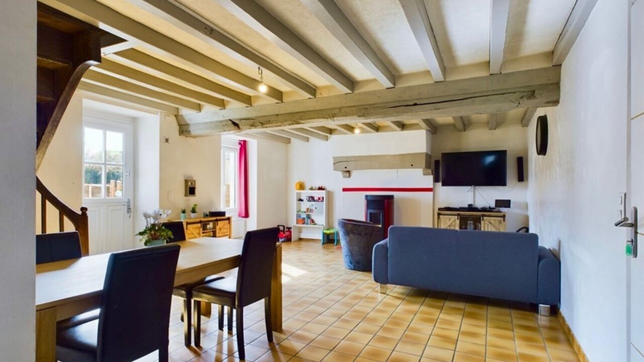 maison 5 pièces 106 m2 à vendre à Châteauneuf-sur-Sarthe (49330)