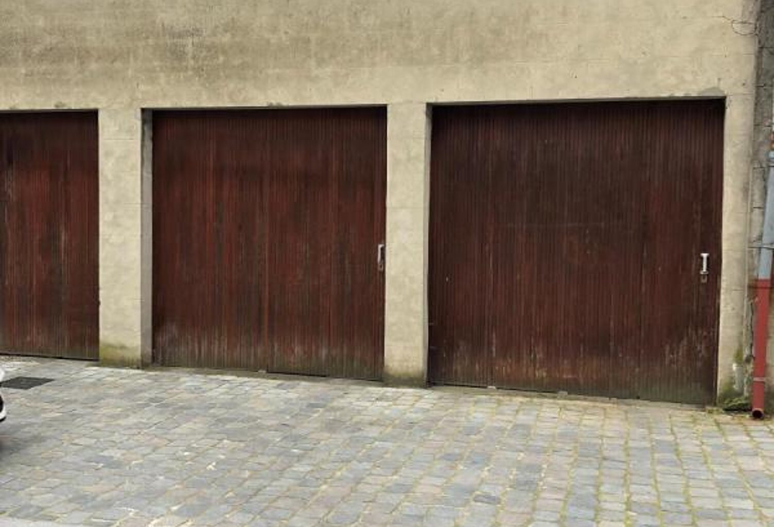 Garage/box — photo 1