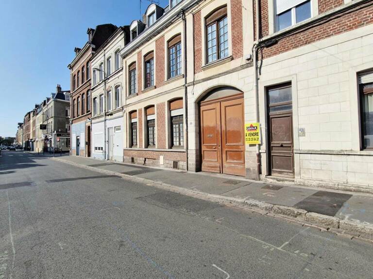 APPARTEMENT DE TYPE 2 -  QUARTIER WAZEMMES — photo 1