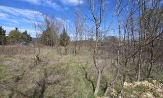 Terrain  1437 m² à vendre à Rocbaron (83136)