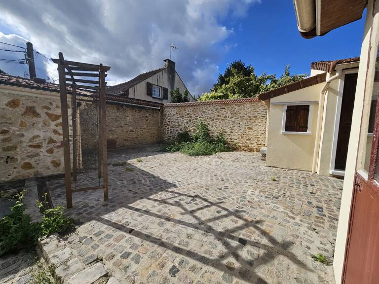 Maison de ville avec terrasse — photo 1