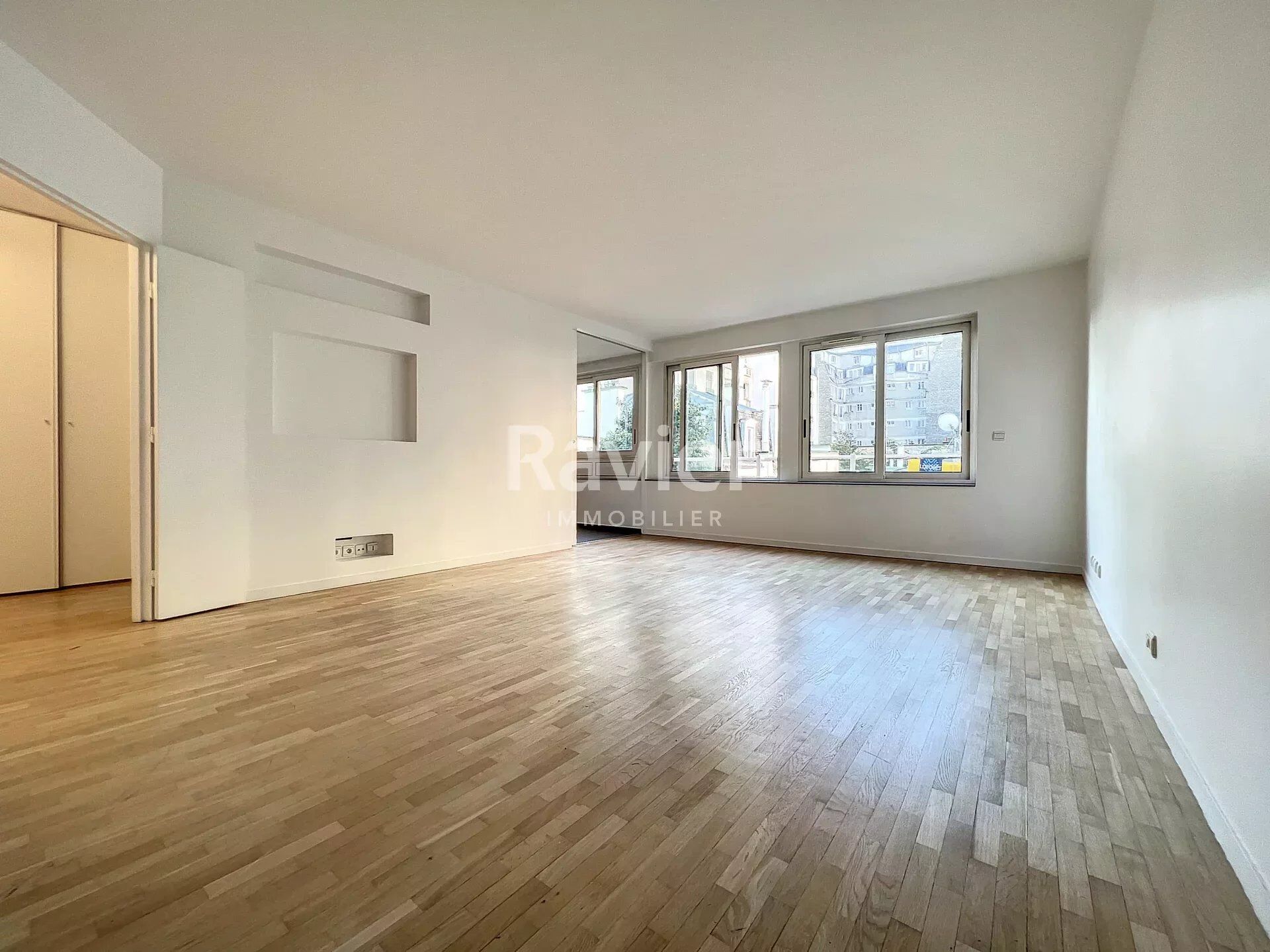 Appartement a louer paris-16e-arrondissement - 3 pièce(s) - 71 m2 - Surfyn