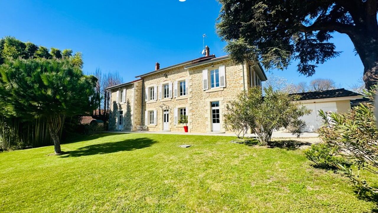 maison 8 pièces 259 m2 à vendre à Tain-l'Hermitage (26600)