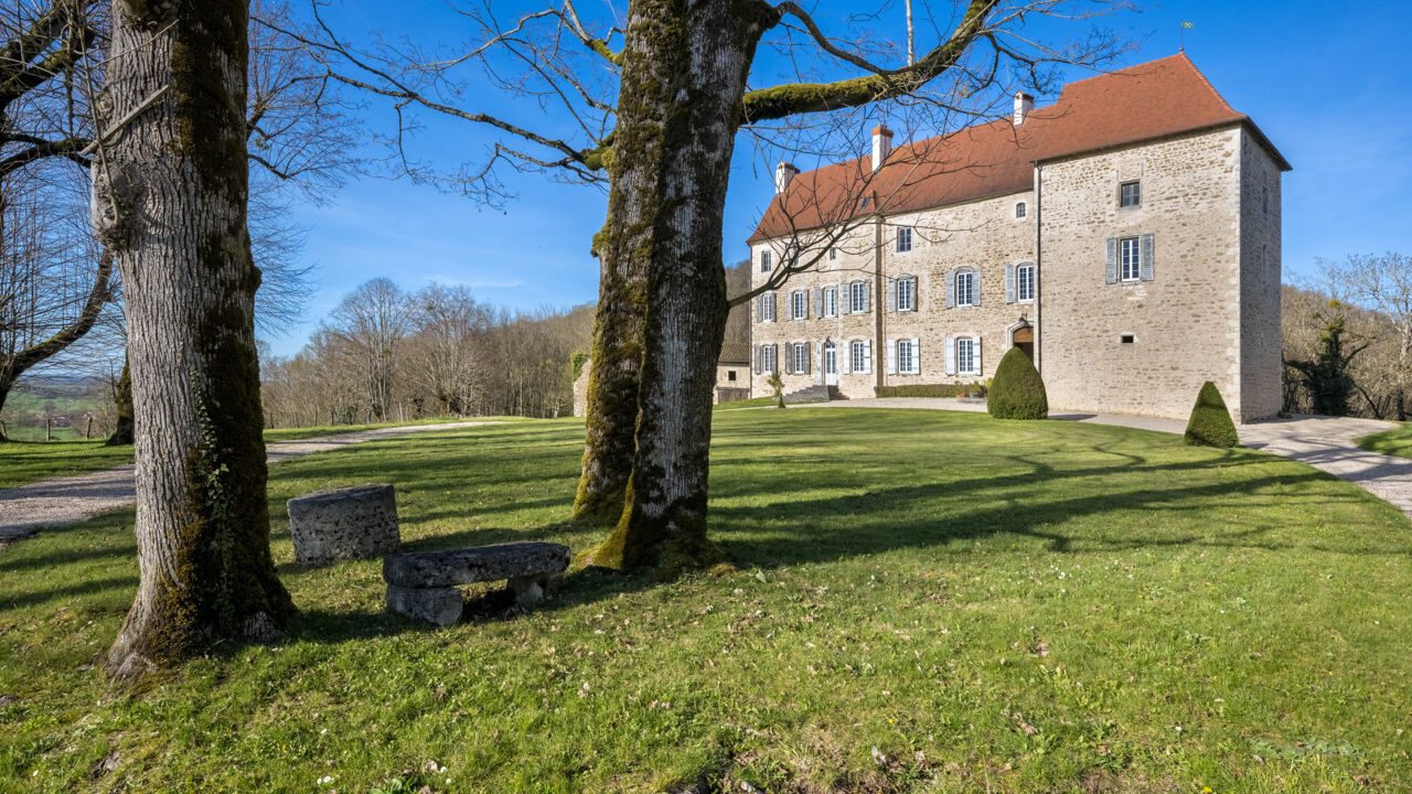 maison 20 pièces 650 m2 à vendre à Bourg-en-Bresse (01000)