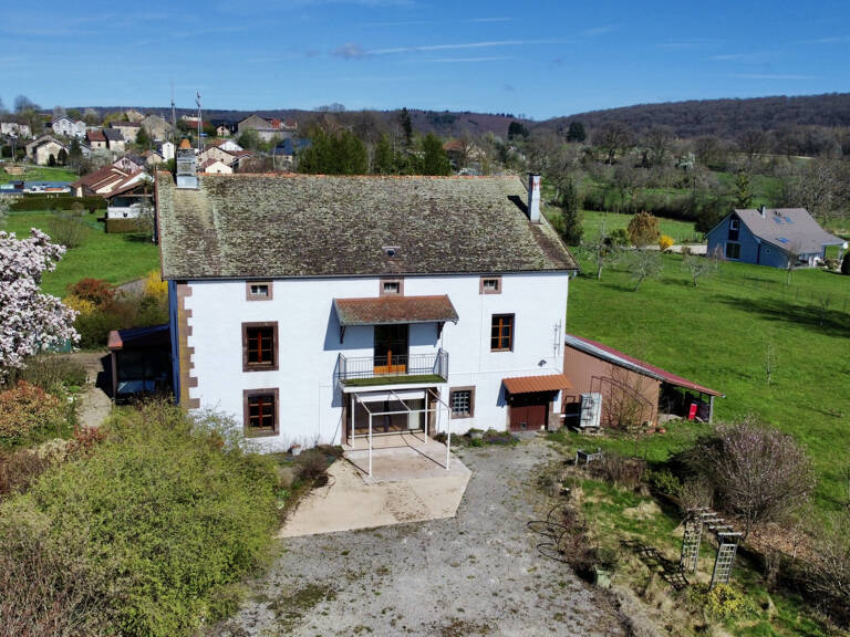Vente maison en pierres, 8 pièces, 206 m2 env, terrain de 55 — photo 1
