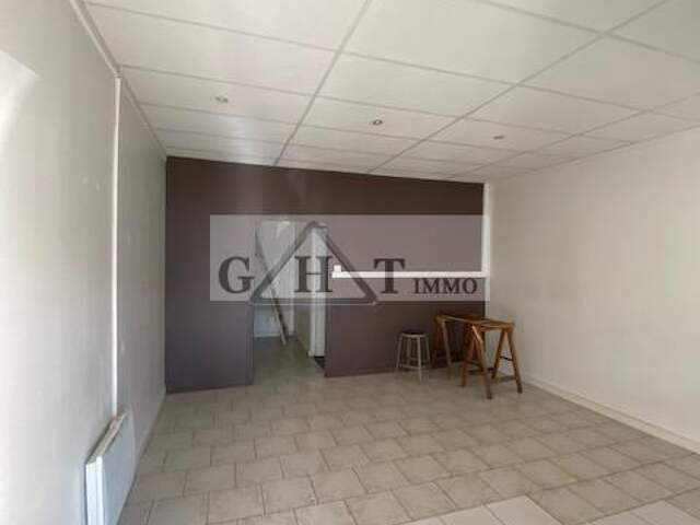 IMMEUBLE MIXTE A VENDRE NEUILLY SUR MARNE — photo du bien