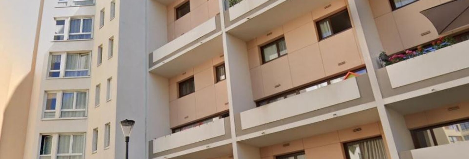 Bureau  180 m² à louer à Vanves (92170)