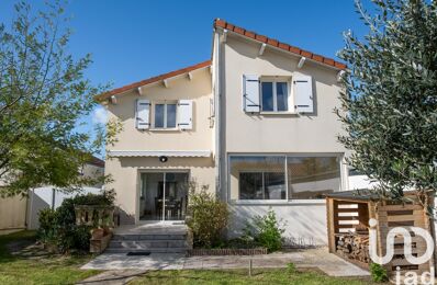 vente maison 549 000 € à proximité de Saint-Vivien (17220)