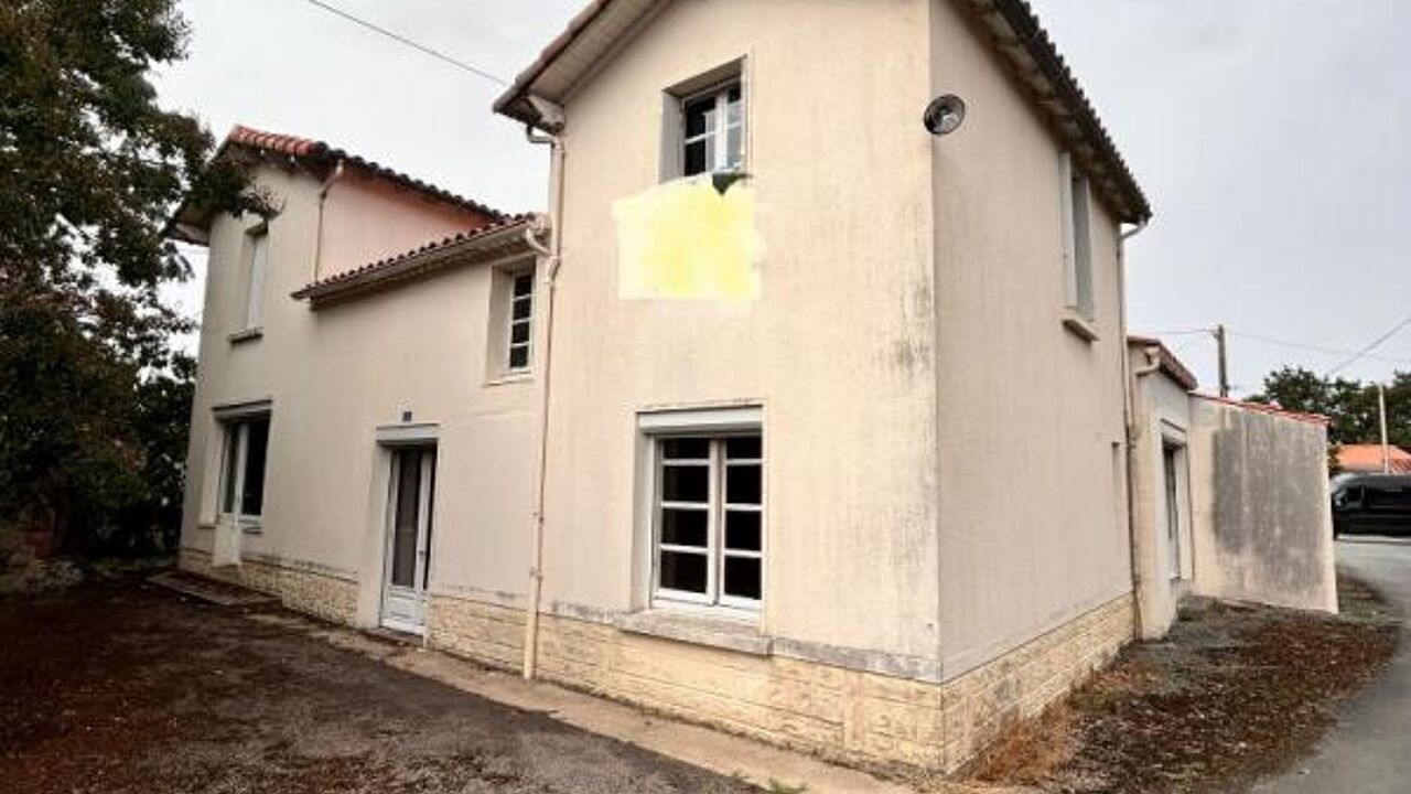 maison 8 pièces 128 m2 à vendre à Les Pineaux (85320)
