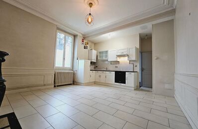 vente appartement 134 000 € à proximité de Les Aix-d'Angillon (18220)