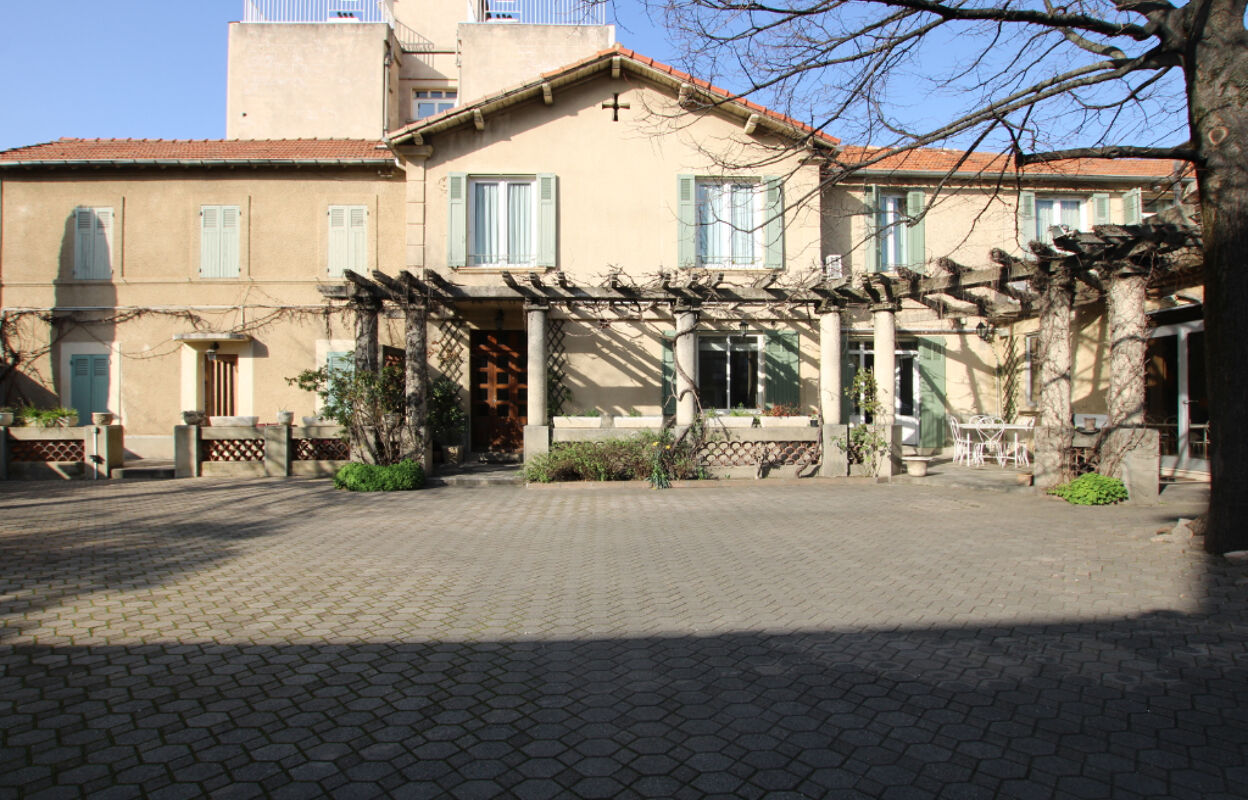 maison 7 pièces 300 m2 à vendre à Avignon (84000)