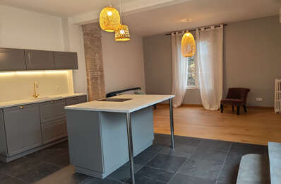 location appartement 973 € CC /mois à proximité de Saint-André-de-Corcy (01390)