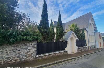 vente maison 689 500 € à proximité de Saint-Jean-le-Thomas (50530)
