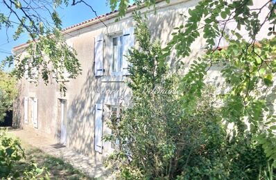 vente maison 423 000 € à proximité de Yves (17340)