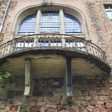 Maison 30 pièces 750000 €