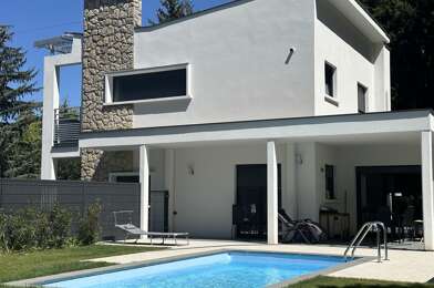 Maison 5 pièces 649000 €