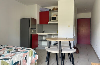 location appartement 580 € CC /mois à proximité de Saint-Benoît (97470)