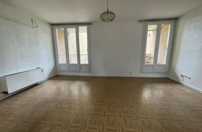 location appartement 1 035 € CC /mois à proximité de Beaurecueil (13100)