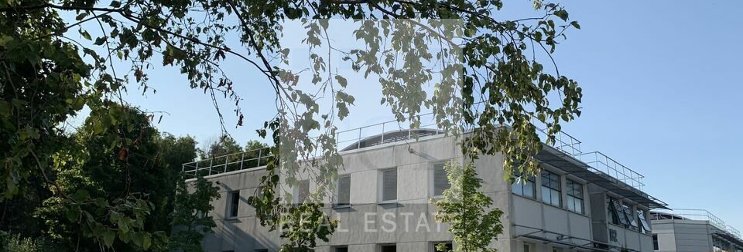 Bureau  93 m² à louer à Saint-Priest (69800)