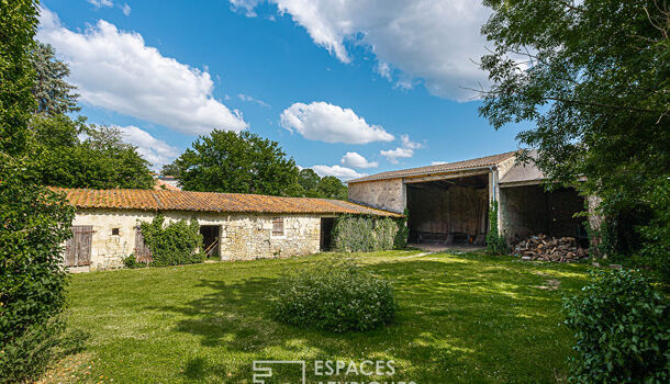 Villa / Maison 9 pièces  à vendre Niort 79000