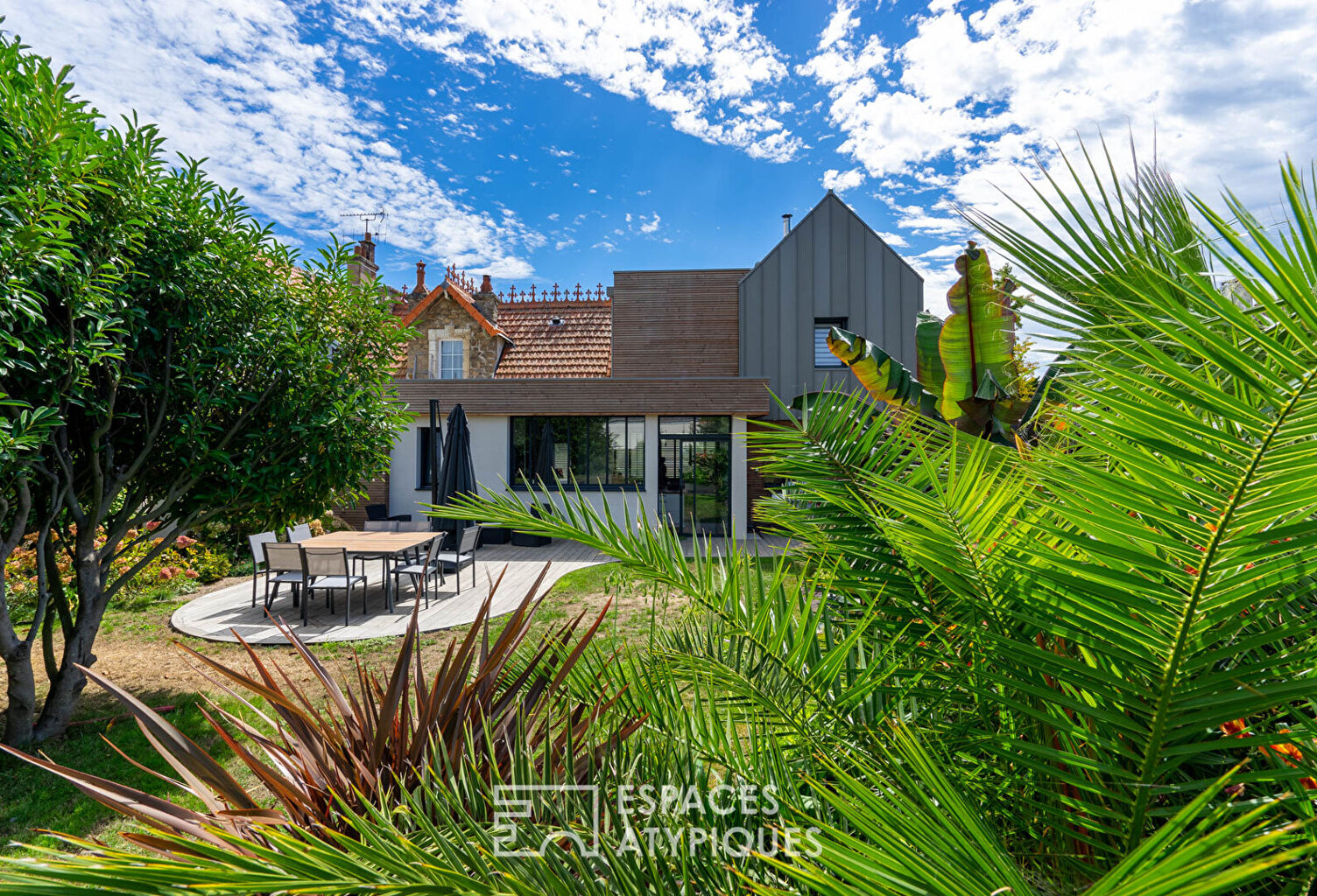 Jolie villa de charme avec son extension contemporaine — photo 1