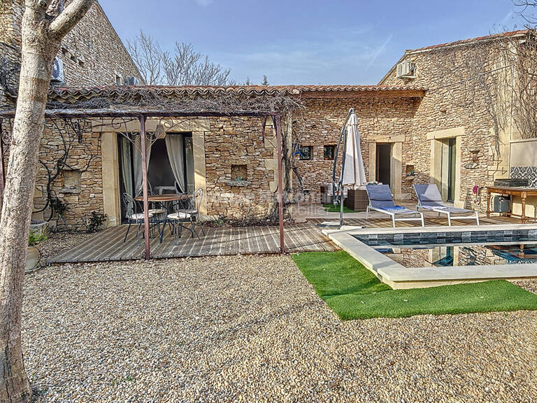 Gordes maison  83 m2  T 3  jardin piscine — photo 1