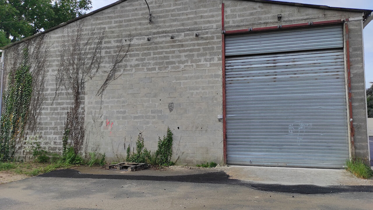 commerce  pièces 254 m2 à vendre à Izon (33450)