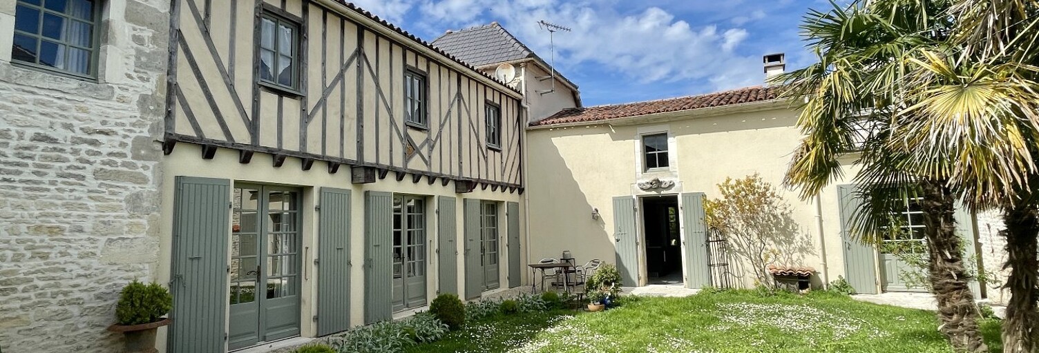 Maison 6 Pièces 220 m² à vendre à Haimps (17160)