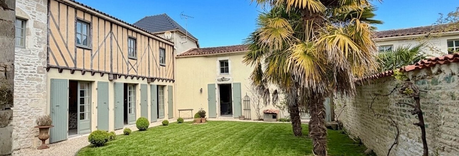 Maison 6 Pièces 220 m² à vendre à Haimps (17160)