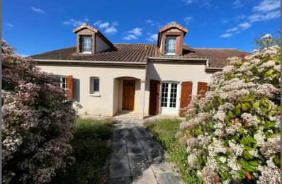 vente maison 299 800 € à proximité de Château-Larcher (86370)