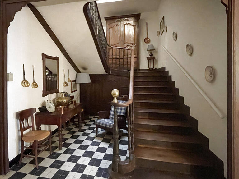 À vendre, rare sur le secteur, magnifique maison de ville ! — photo 1