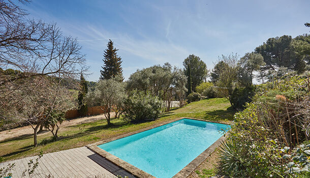 Villa / Maison 9 pièces  à vendre Aix-en-Provence 13090