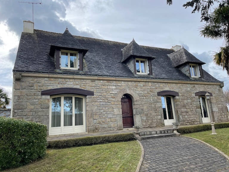 Grande maison de standing dans un quartier agréable. — photo 1